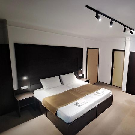 Citadela Suites - Free Parking ซาราเยโว ภายนอก รูปภาพ