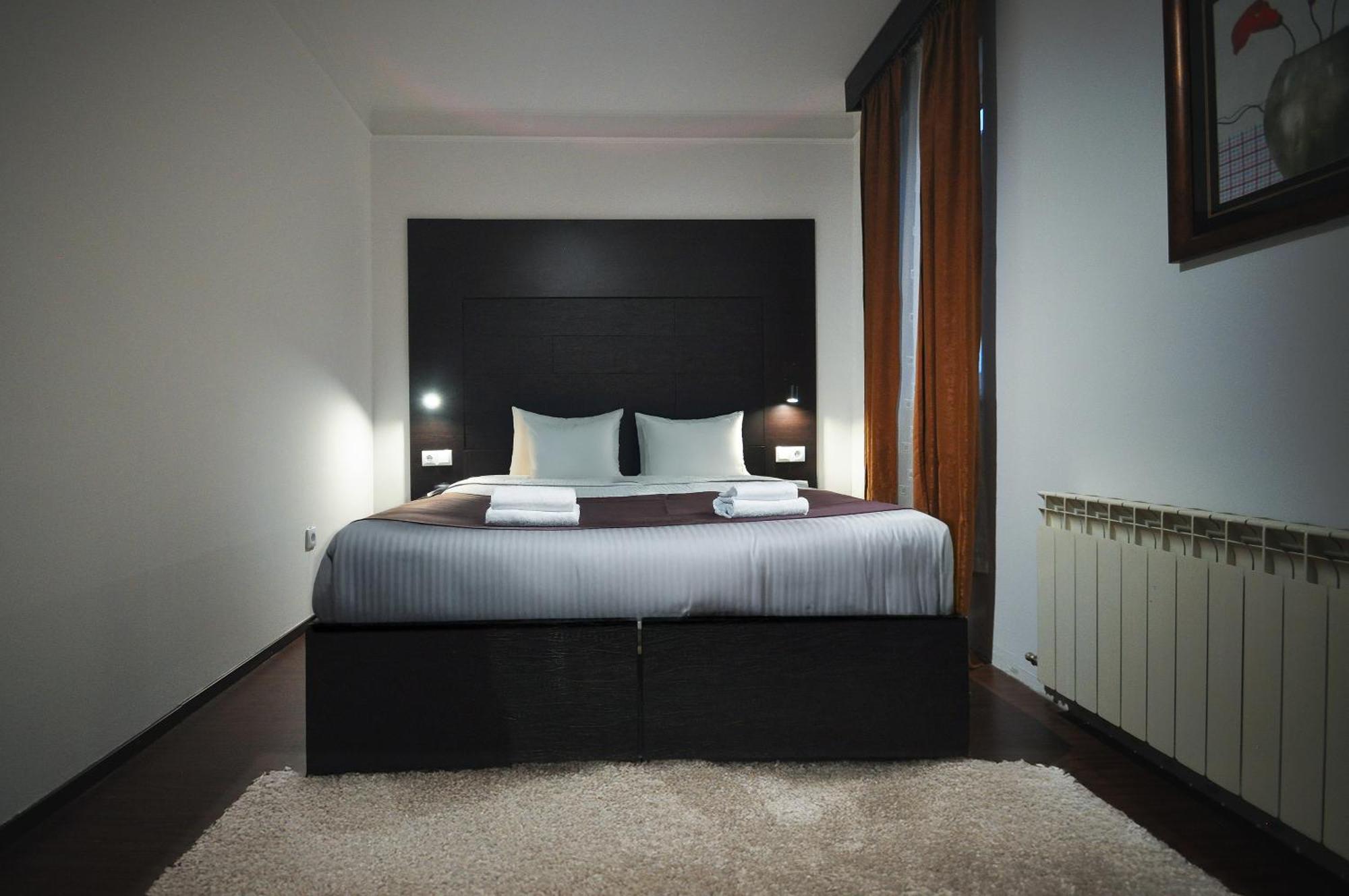 Citadela Suites - Free Parking ซาราเยโว ภายนอก รูปภาพ