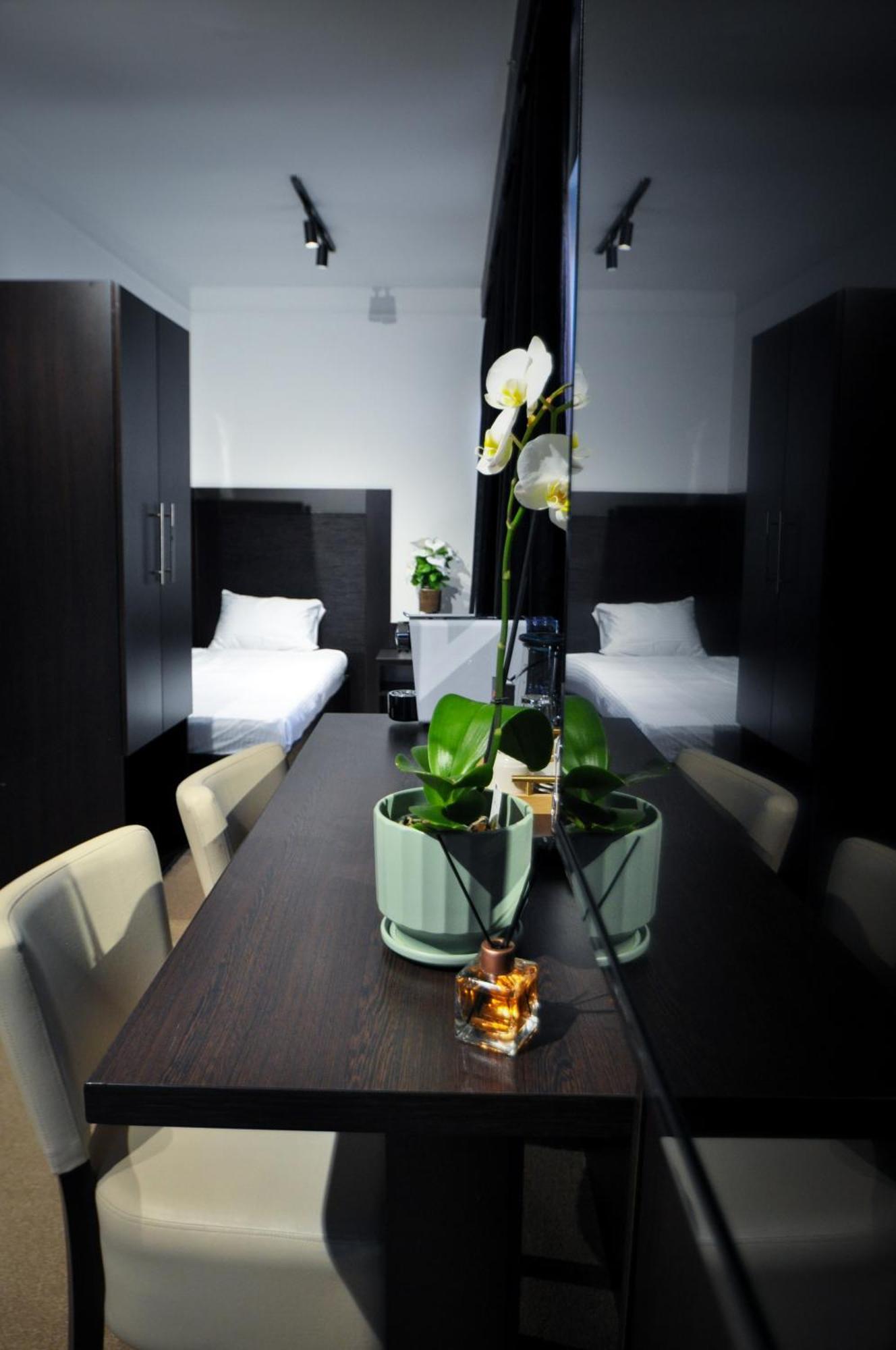 Citadela Suites - Free Parking ซาราเยโว ภายนอก รูปภาพ