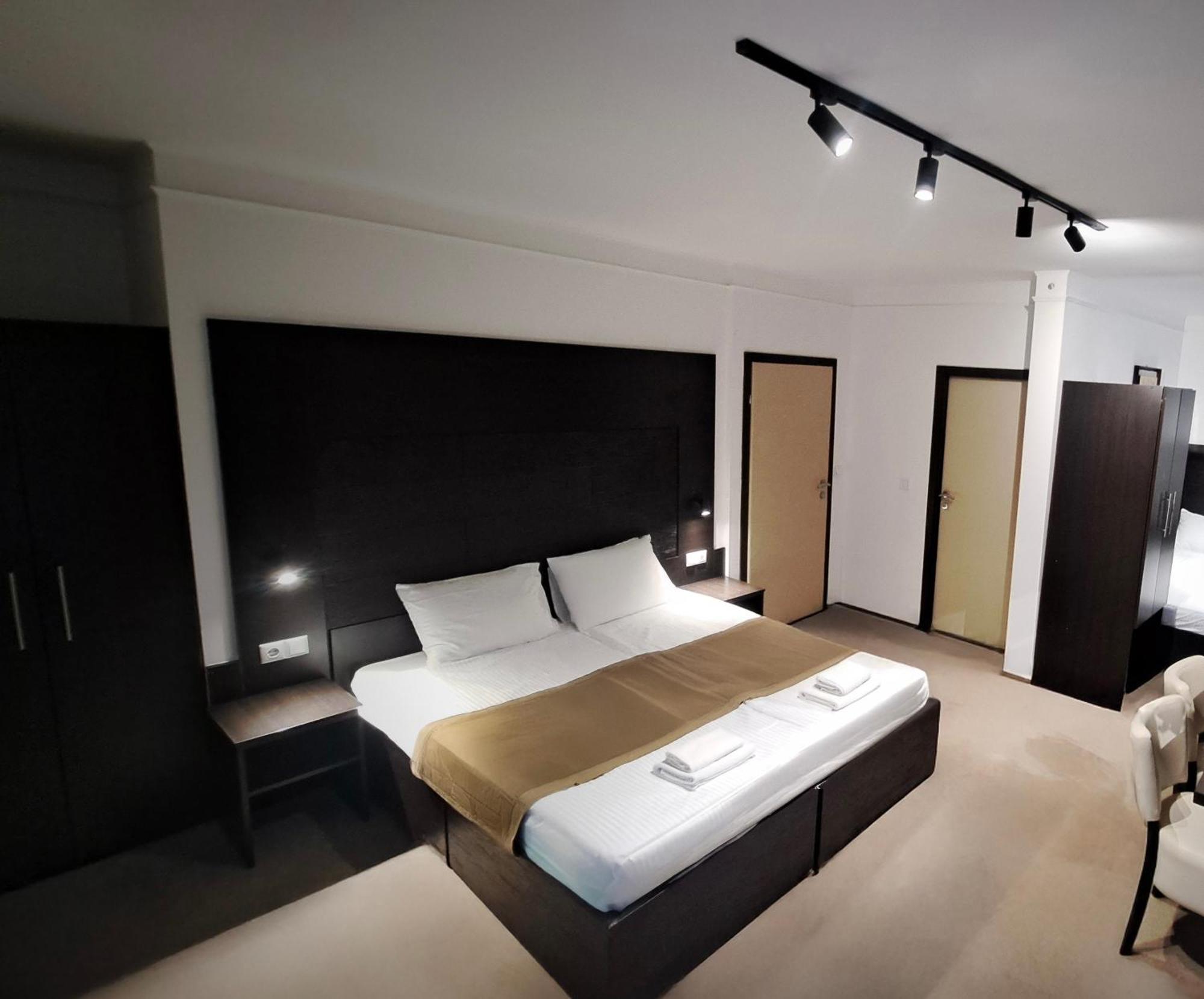 Citadela Suites - Free Parking ซาราเยโว ภายนอก รูปภาพ