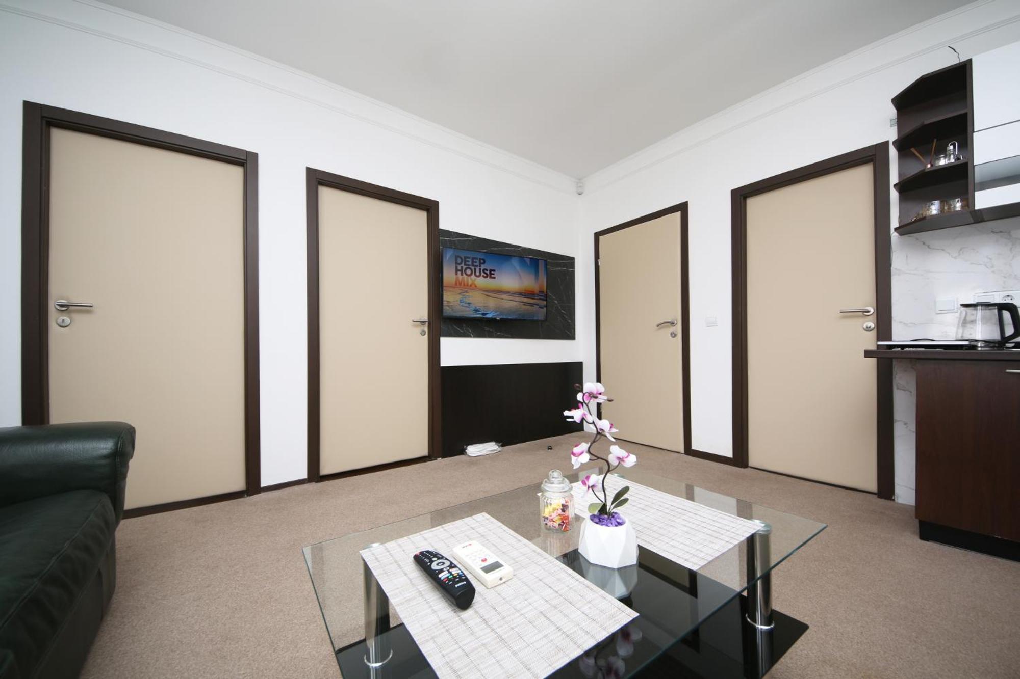 Citadela Suites - Free Parking ซาราเยโว ภายนอก รูปภาพ